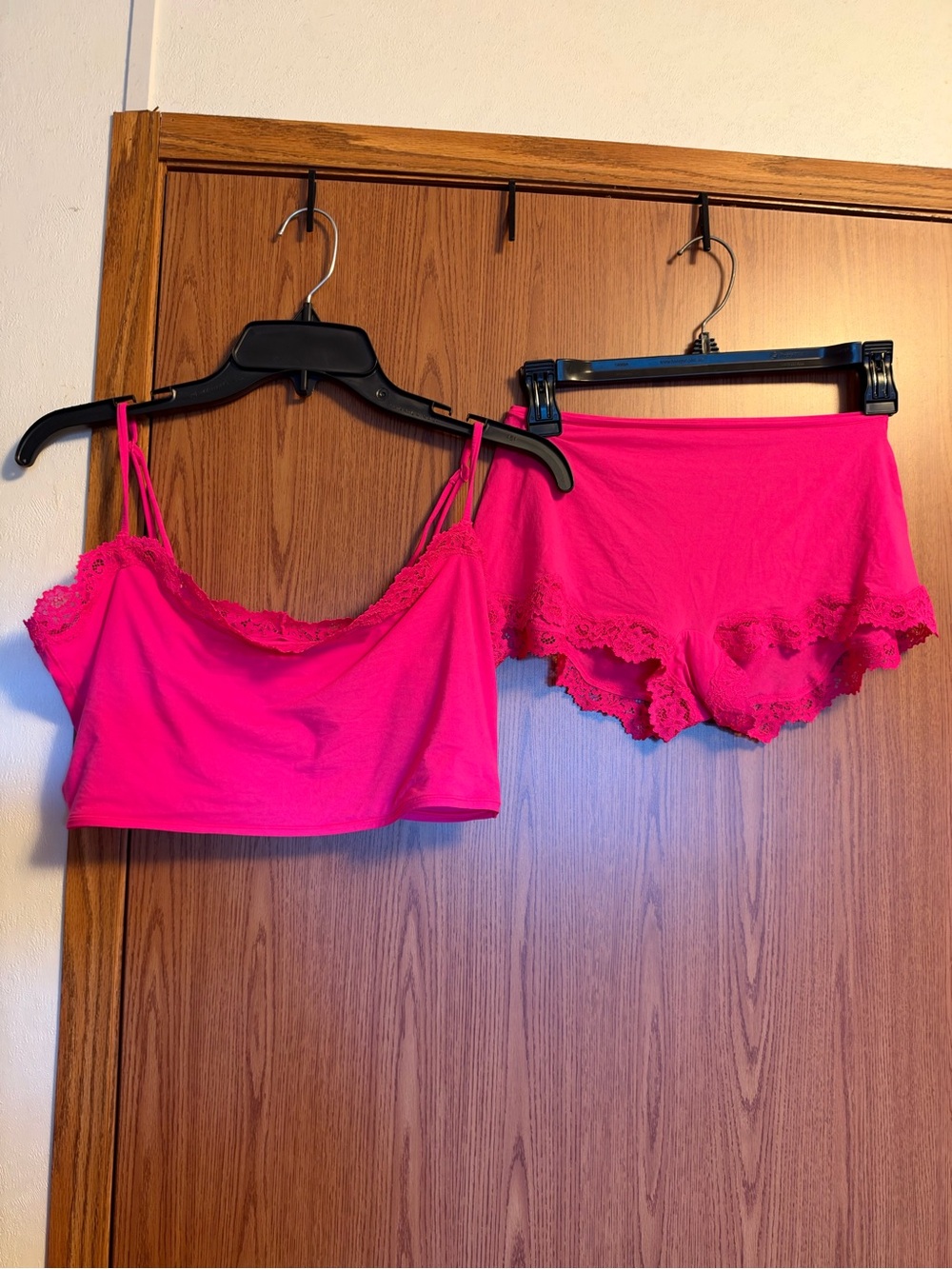SKIMS Hot Pink Lace Cami & Boyshorts  Set XL